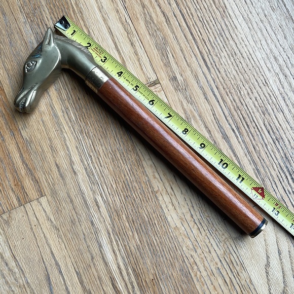 Weird brass horse head cane topper - Picture 9 of 11